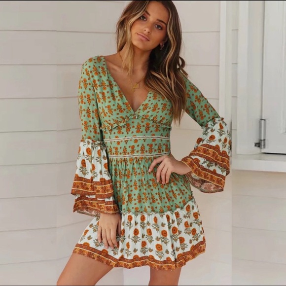 • HP•LAST 1•Boho Flare Sleeve Autumn Dress • - Picture 2 of 8